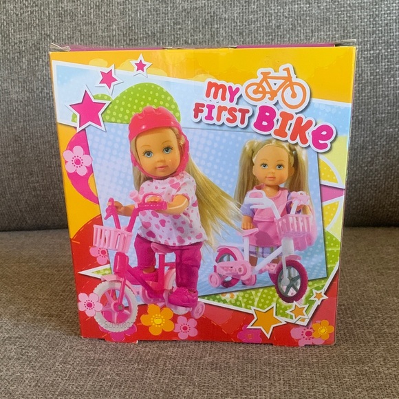Evi Love My First Bike Doll Playset - Picture 3 of 5